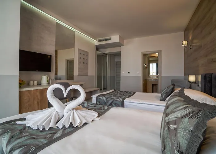 Havana Hotel Golden Sands